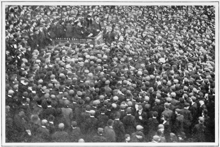 WILL CROOKS ADDRESSING AN OPEN-AIR MEETING IN BERESFORD
SQUARE DURING THE WOOLWICH BYE-ELECTION IN 1903