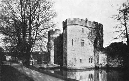 The Palace Gateway, Wells